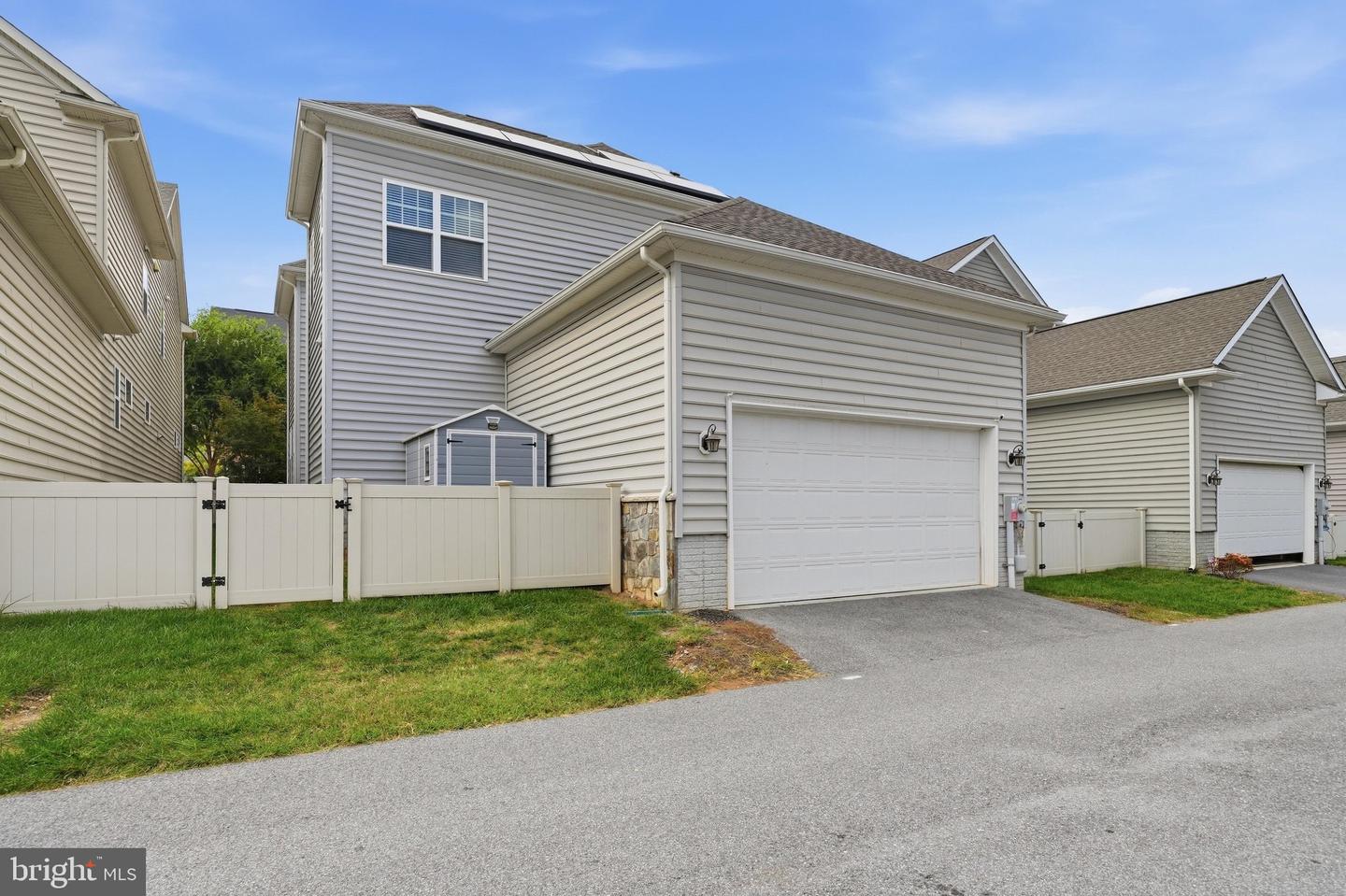5063 Judicial Way Property Photo 11