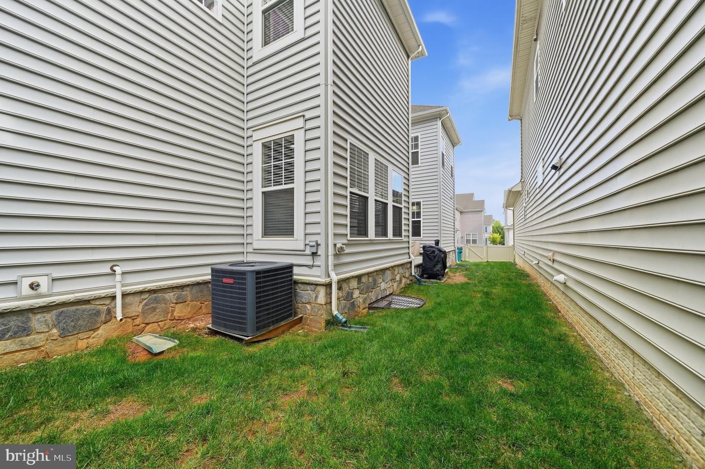 5063 Judicial Way Property Photo 42