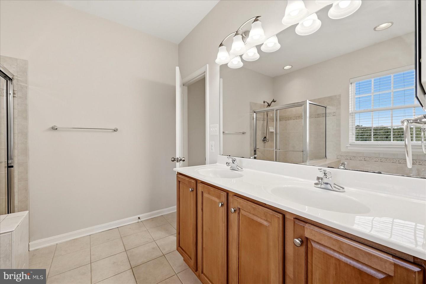 1920 Moran Dr Property Photo 15