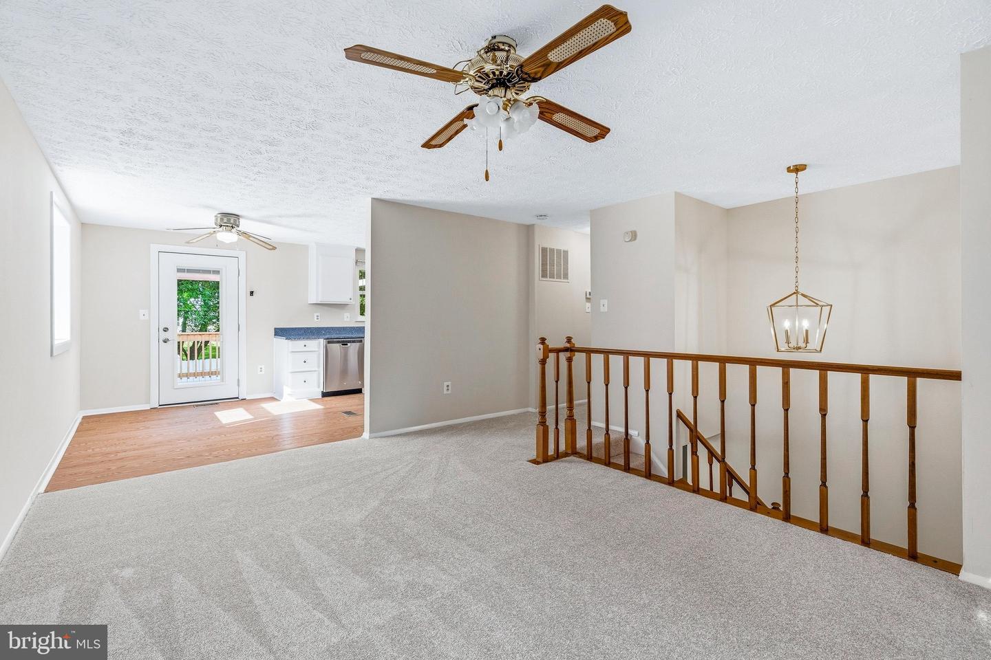 1807 Rustic Hill Ct Property Photo 6