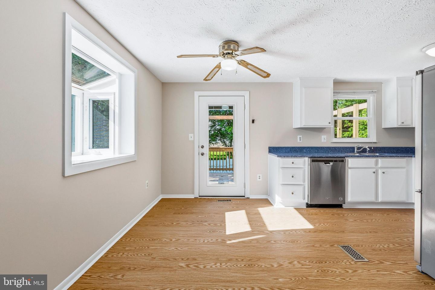 1807 Rustic Hill Ct Property Photo 7
