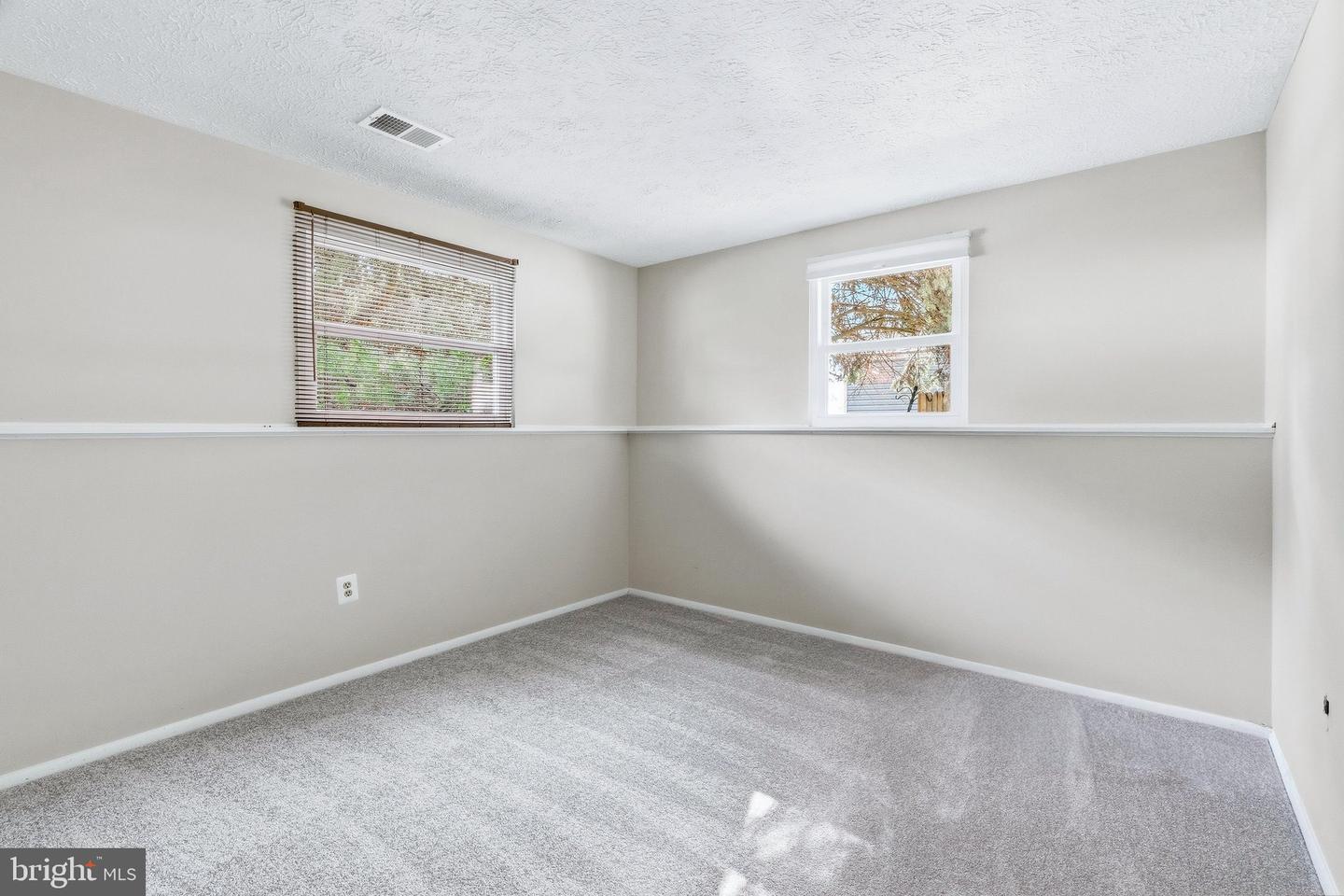 1807 Rustic Hill Ct Property Photo 25