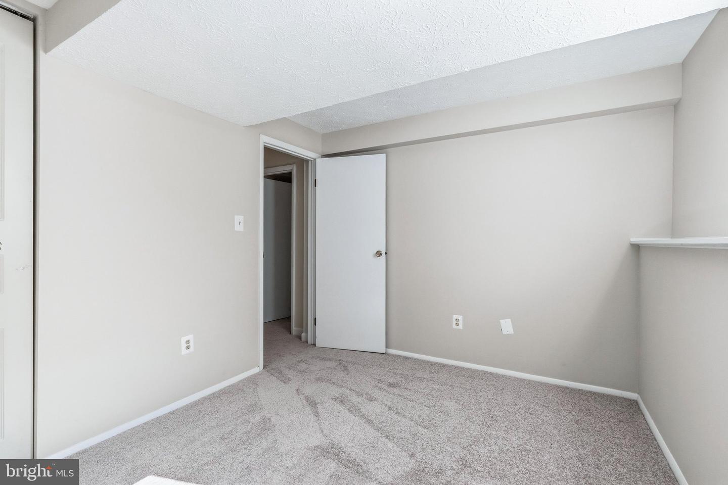 1807 Rustic Hill Ct Property Photo 29