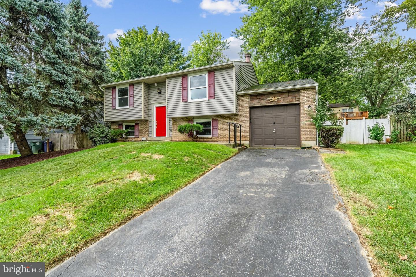 1807 Rustic Hill Ct Property Photo 38