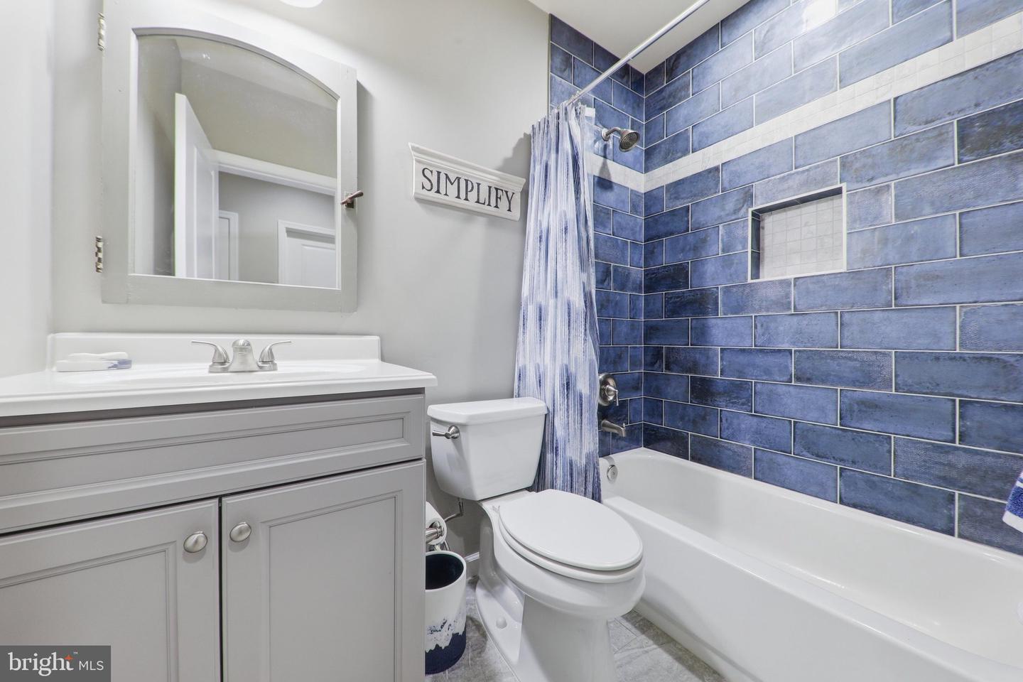4369 Shamrock Dr Property Photo 40