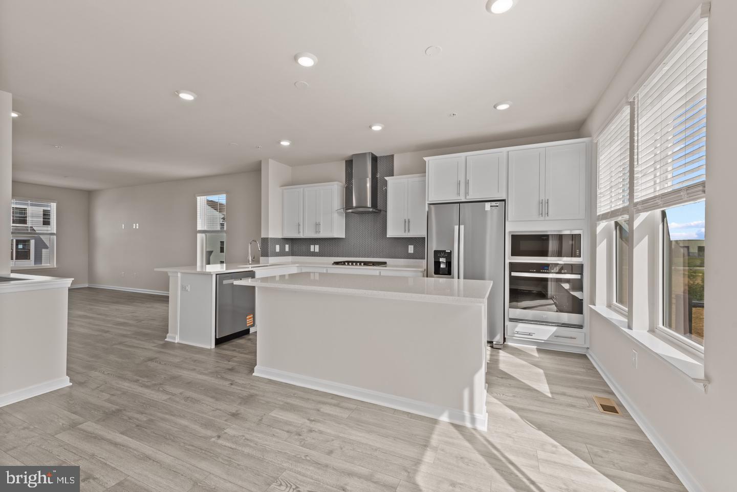 375 Ensemble Way Property Photo 13