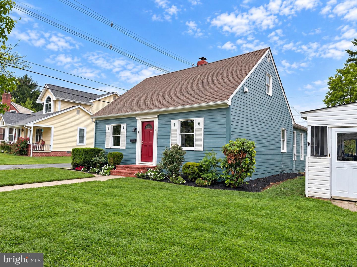 7 Frederick Ave Property Photo 3