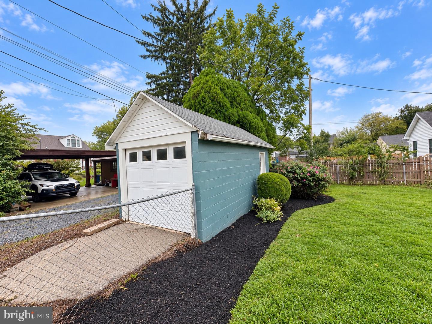 7 Frederick Ave Property Photo 9