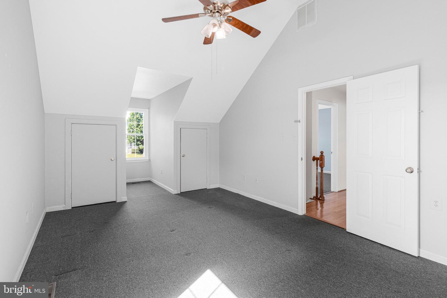 1201 Bishop Ct Property Photo 17