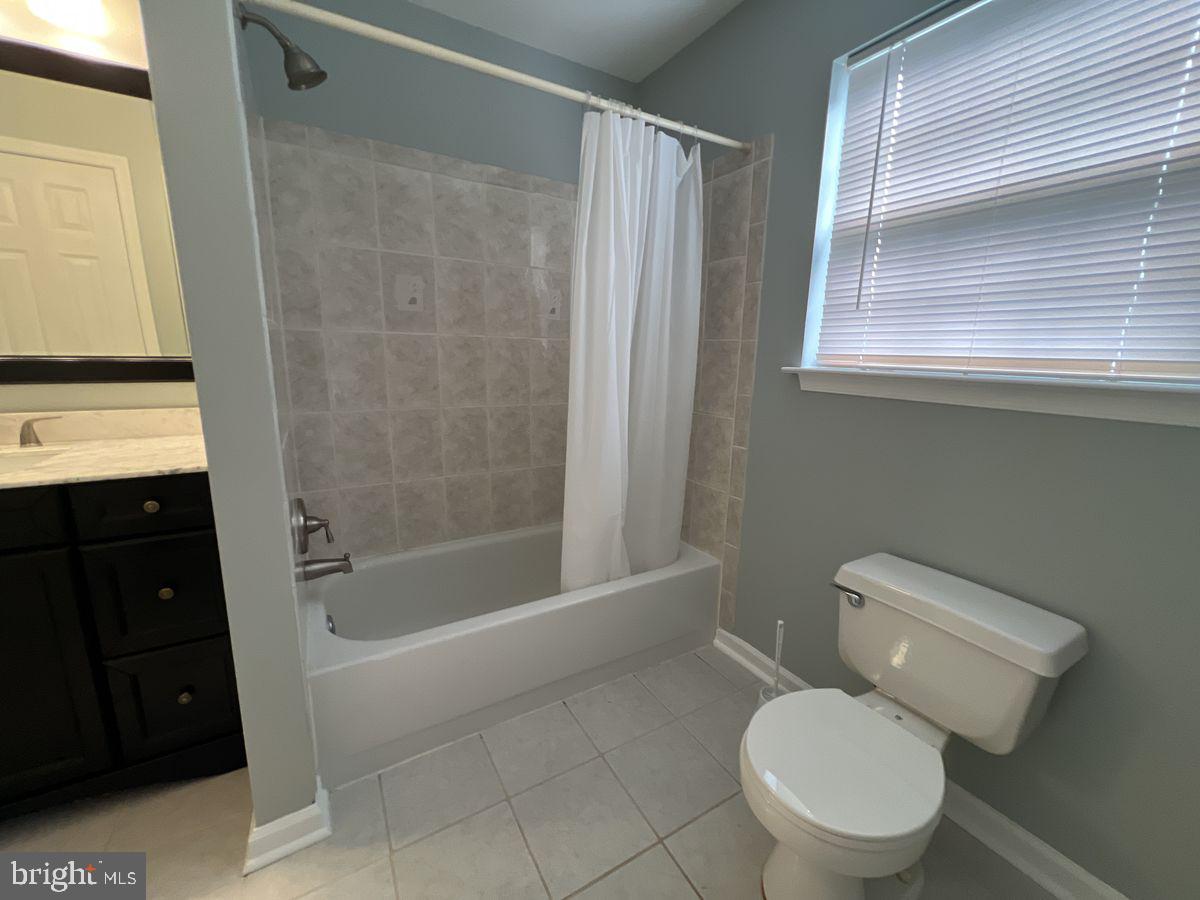6402 View Point Ct Property Photo 7