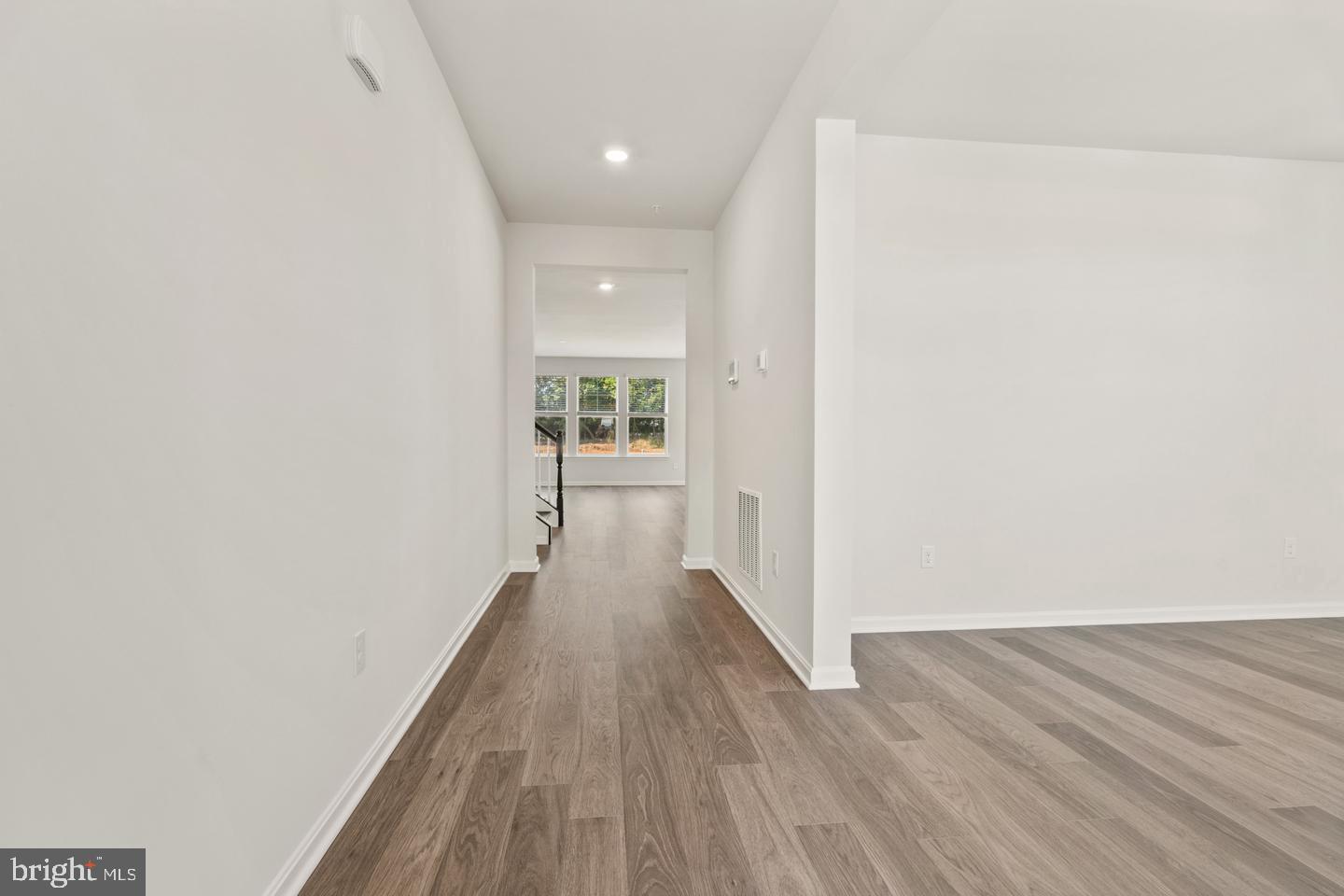 466 Ensemble Way Property Photo 2