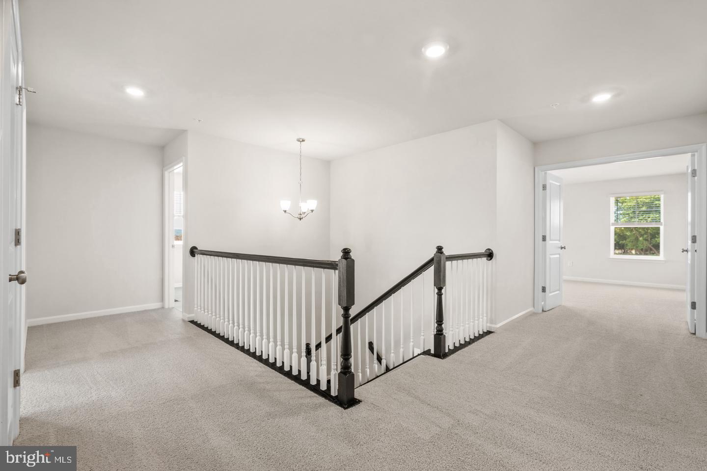 466 Ensemble Way Property Photo 48
