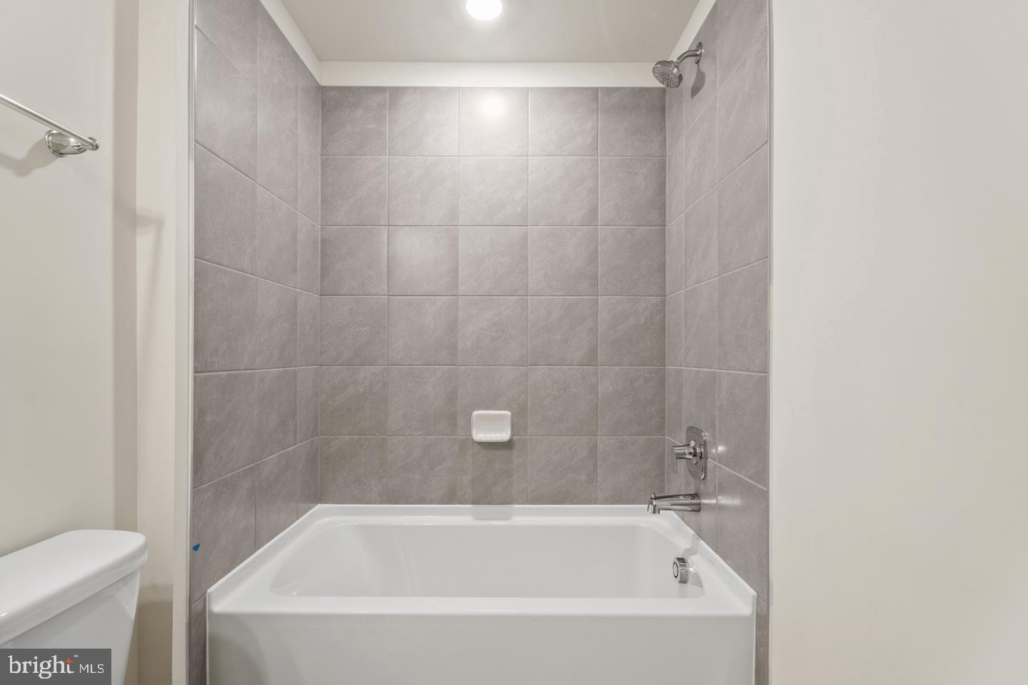 466 Ensemble Way Property Photo 61