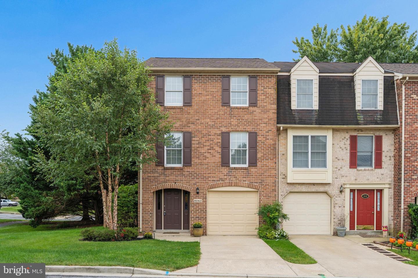 8043 HOLLOW REED CT Property Photo 1