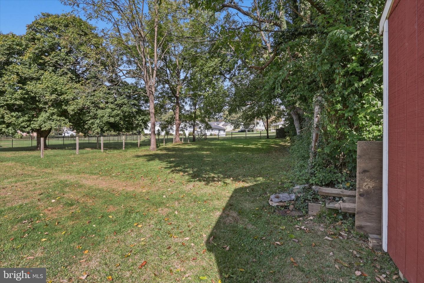 115 W Main St Property Photo 36