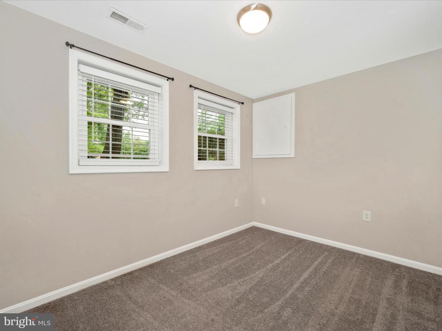 112 Bracken Ct Property Photo 38