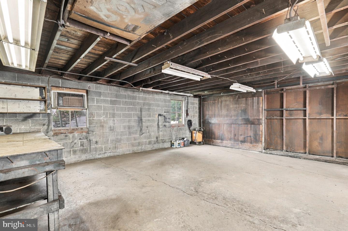 313 Adam Rd Property Photo 25