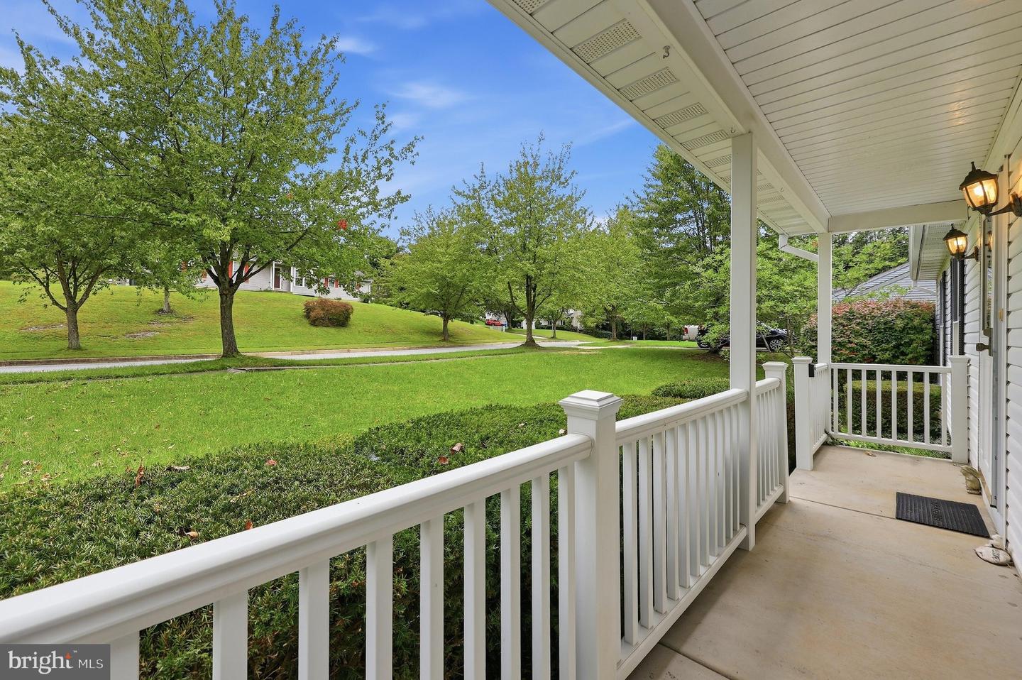 908 Winding Way Property Photo 11