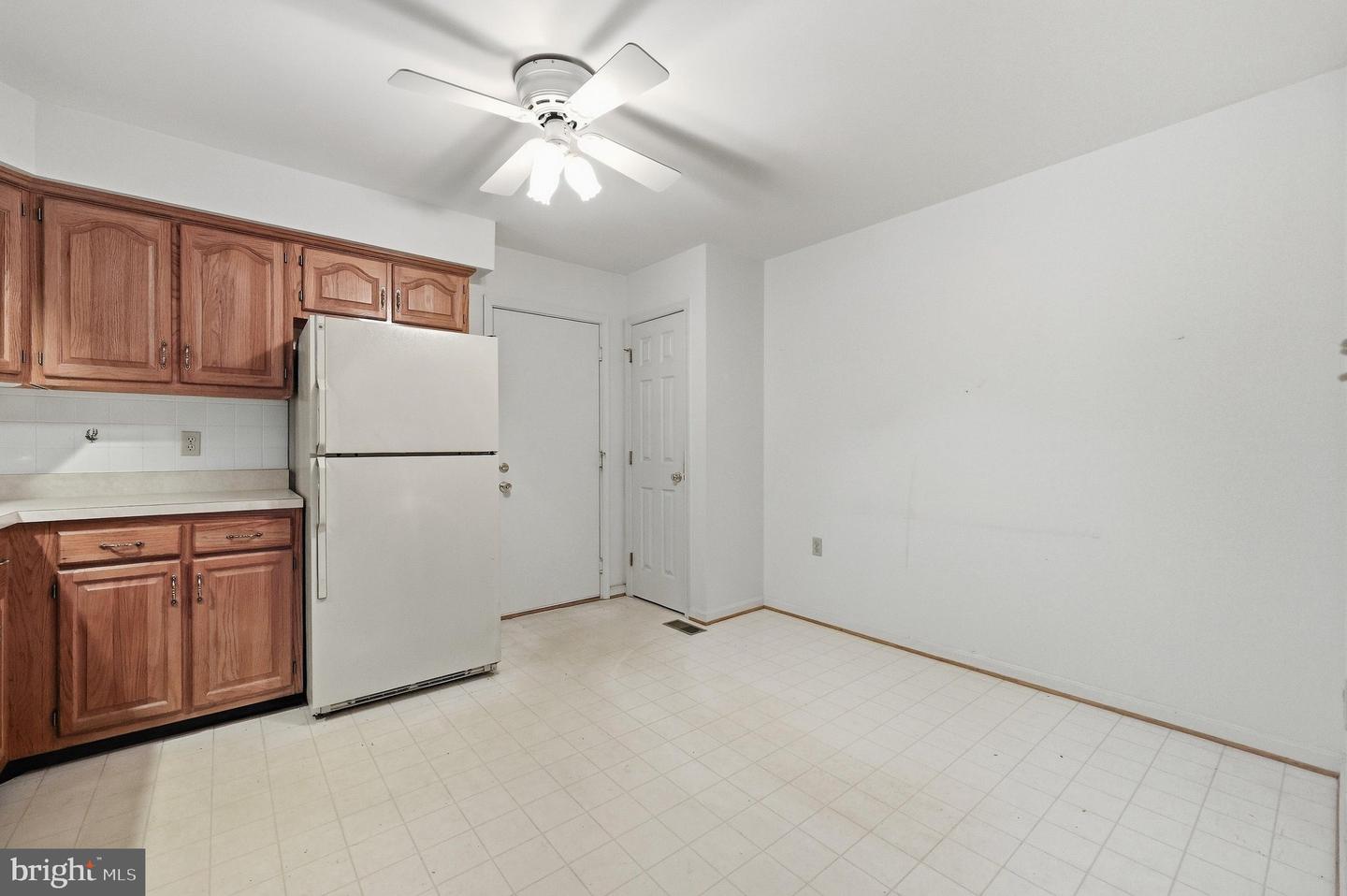 908 Winding Way Property Photo 22