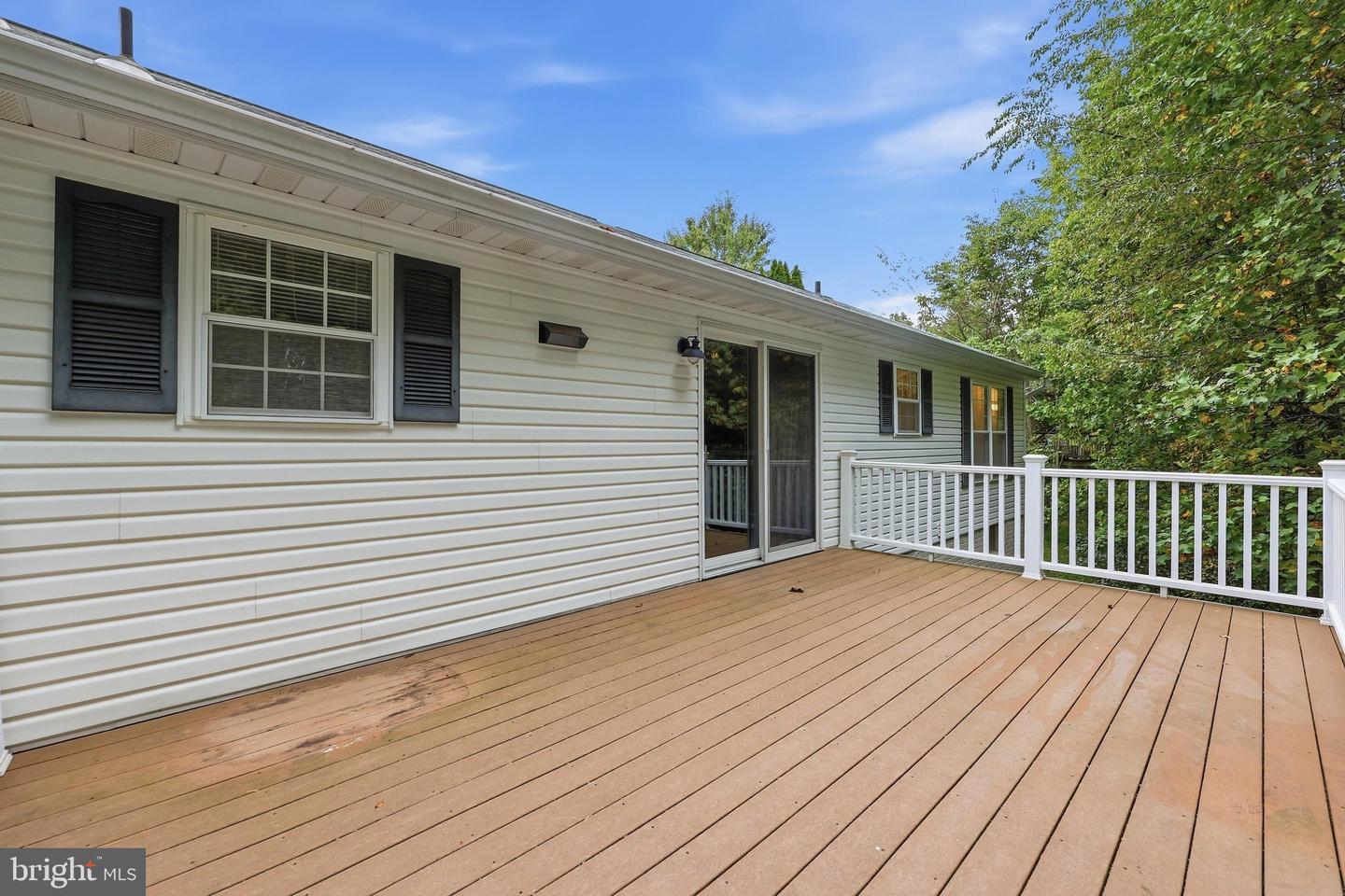 908 Winding Way Property Photo 30