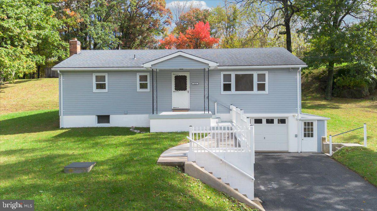 2428 Canada Hill Rd Property Photo 1