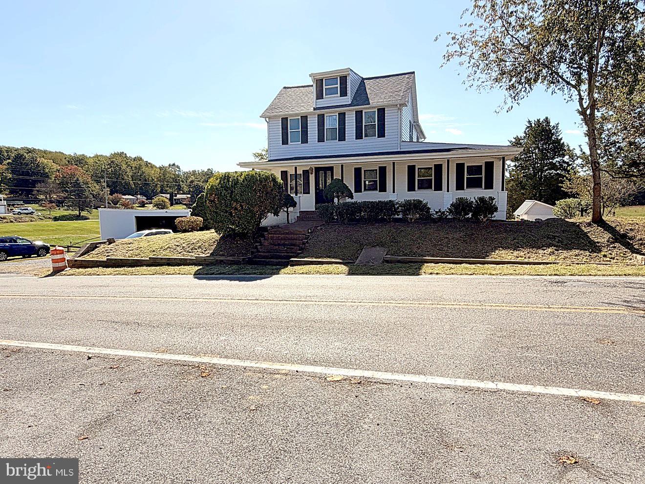 9627 Gas House Pike Property Photo 4