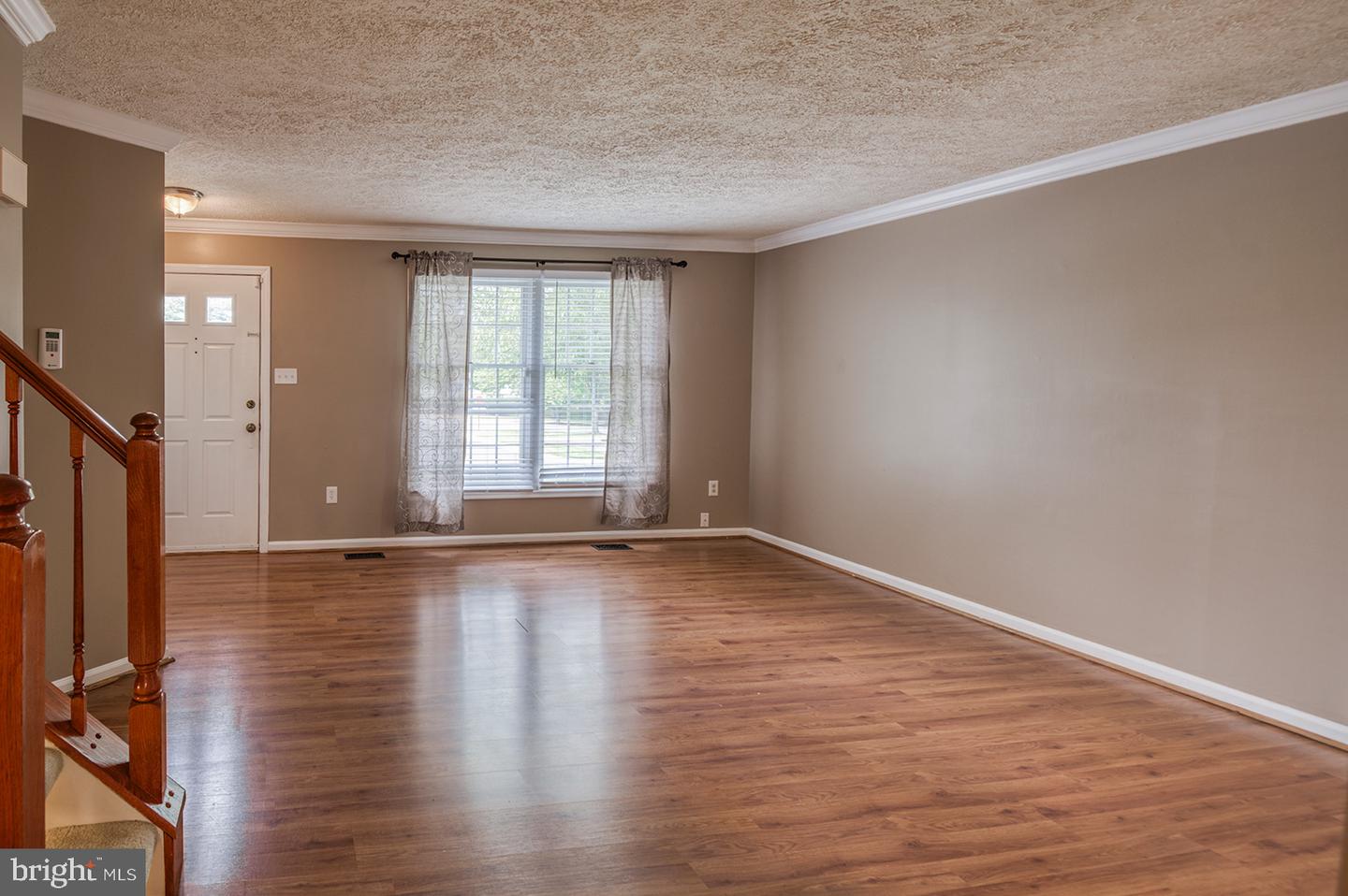 6449 Tarrington Ct Property Photo 2