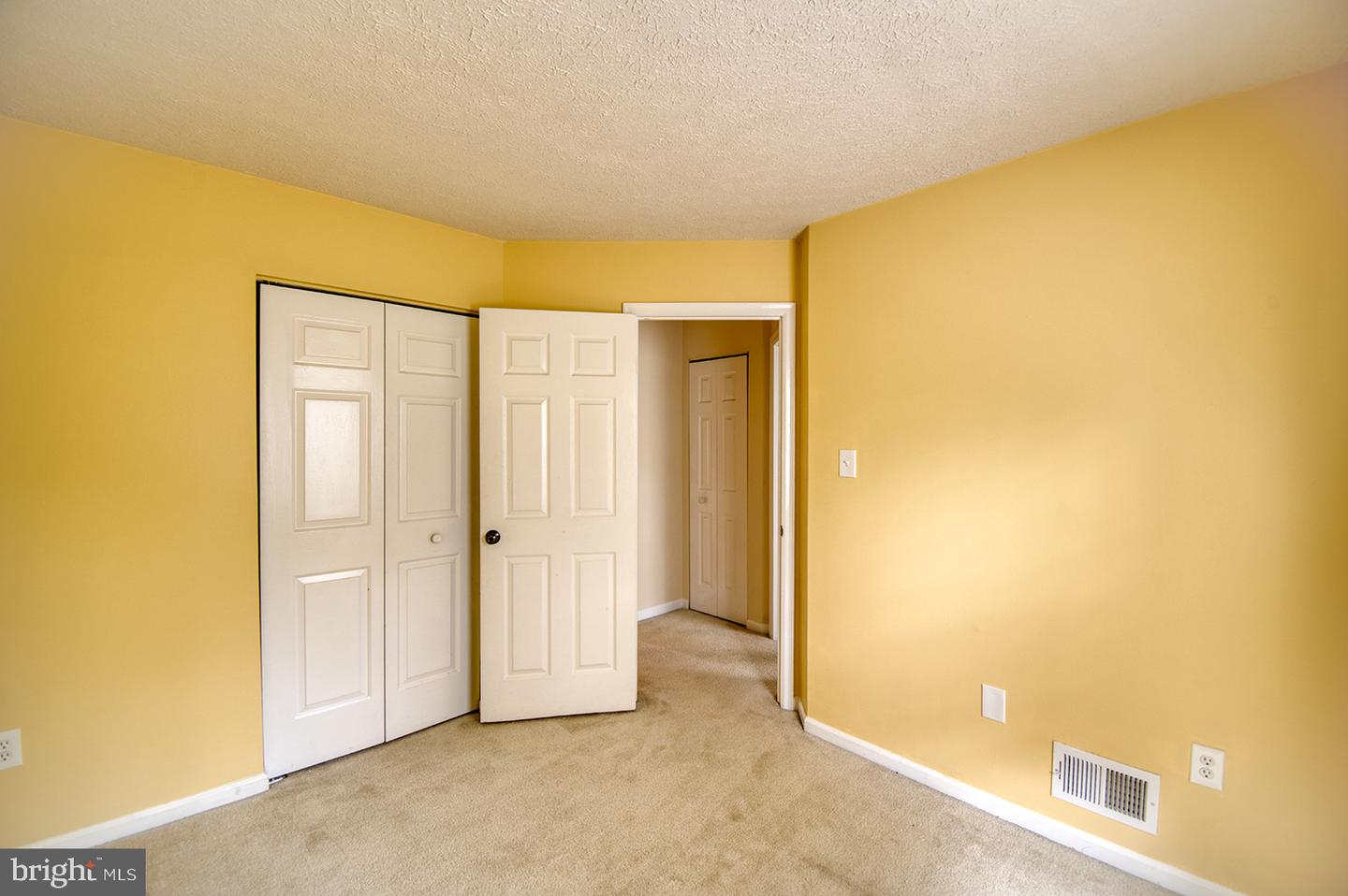 6449 Tarrington Ct Property Photo 16