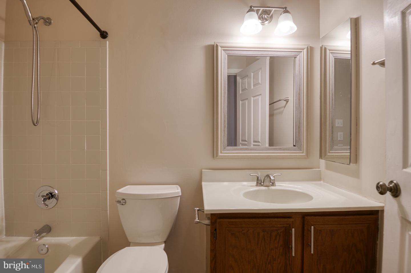 6449 Tarrington Ct Property Photo 20