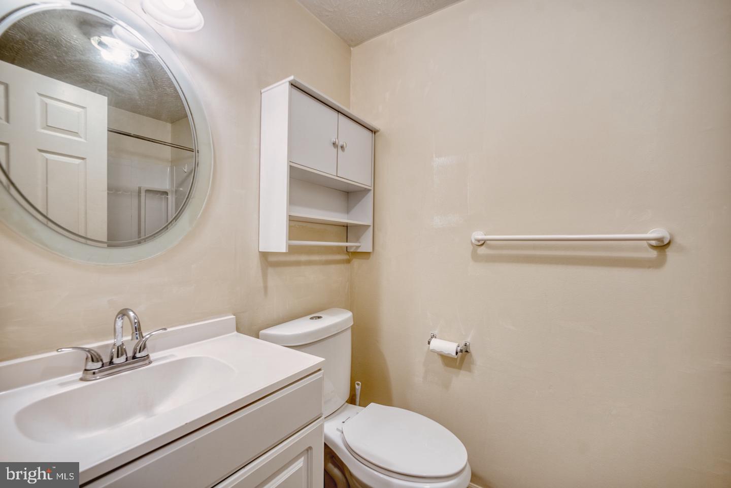 619 Himes Ave #101 Property Photo 15