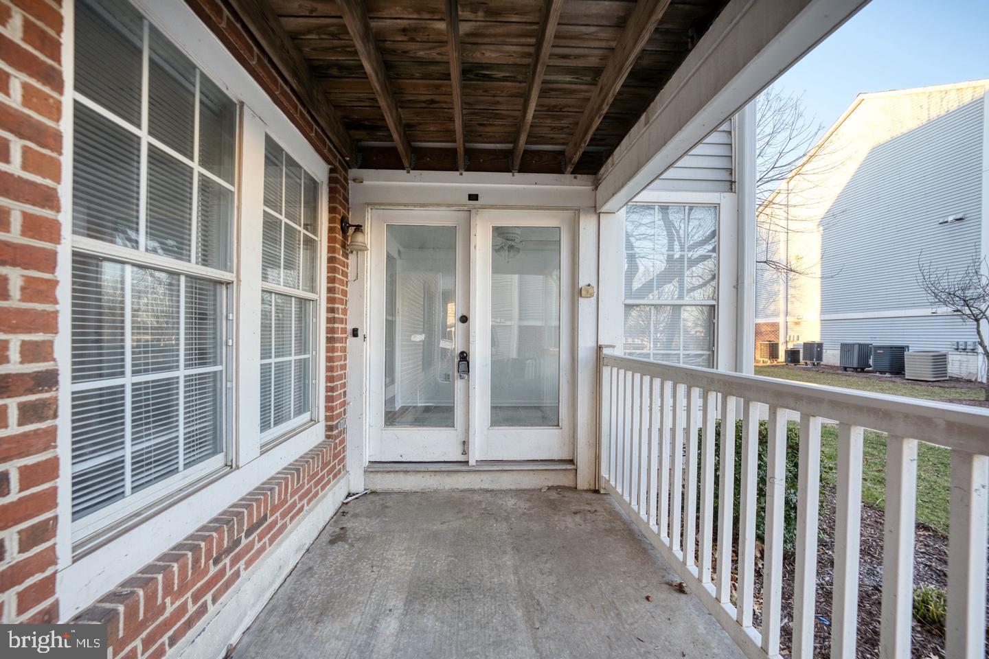 619 Himes Ave #101 Property Photo 20