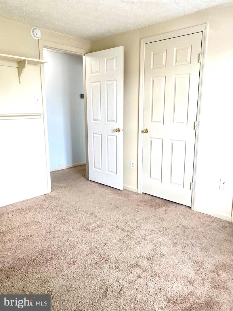 619 Himes Ave #101 Property Photo 24