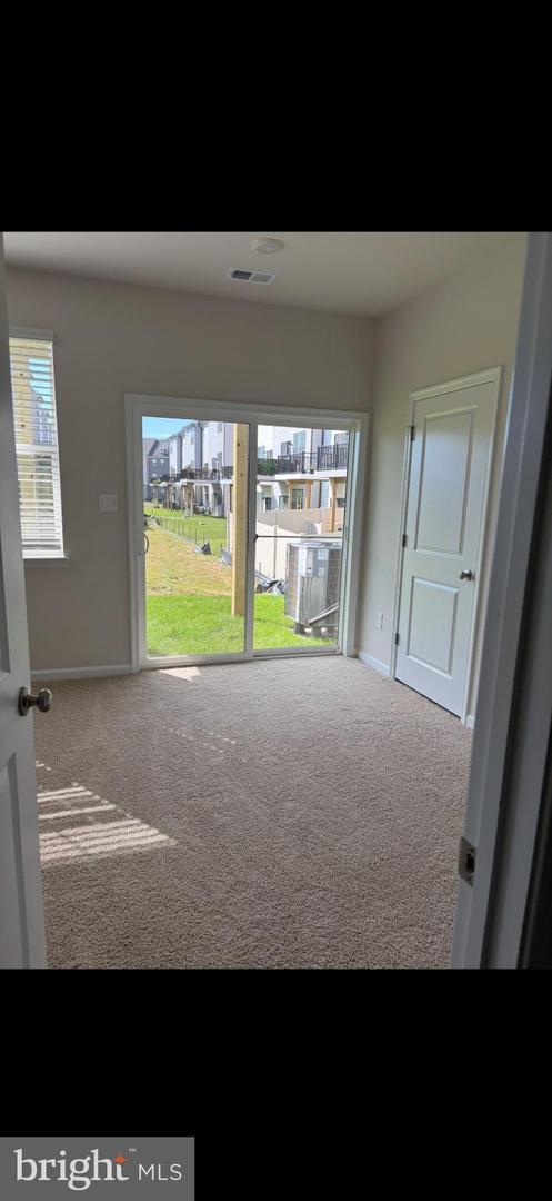 347 Ensemble Way Property Photo 5
