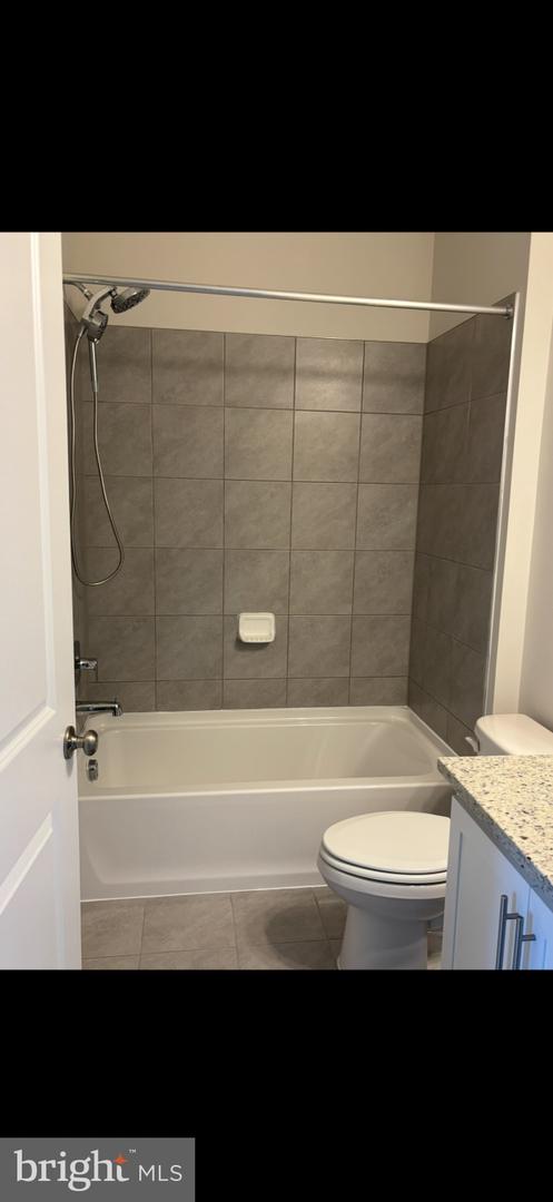347 Ensemble Way Property Photo 11