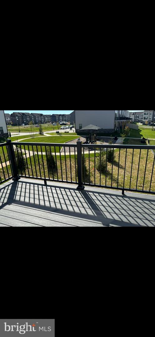 347 Ensemble Way Property Photo 18