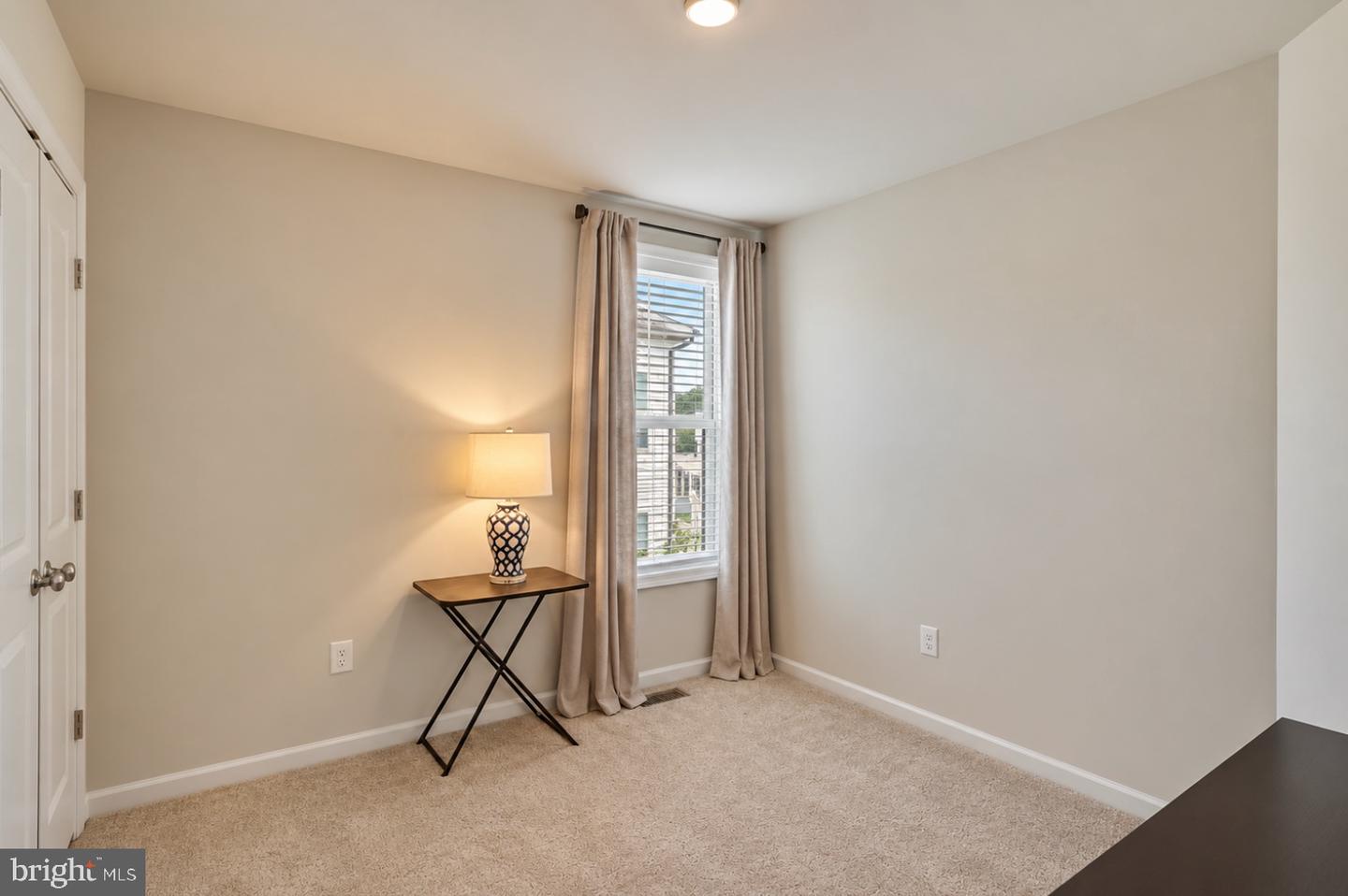 4349 Viridian Ter Property Photo 16