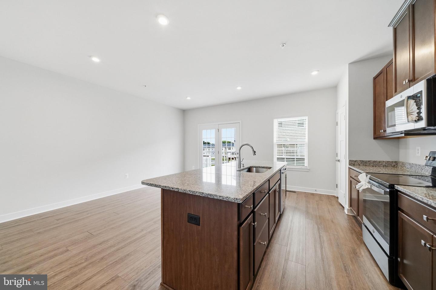 1552 Wilmer Park Ln Property Photo 17