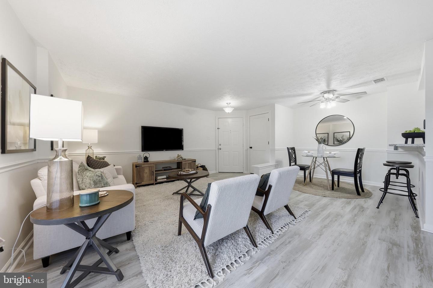 807d Stratford Way #1300d Property Photo 1