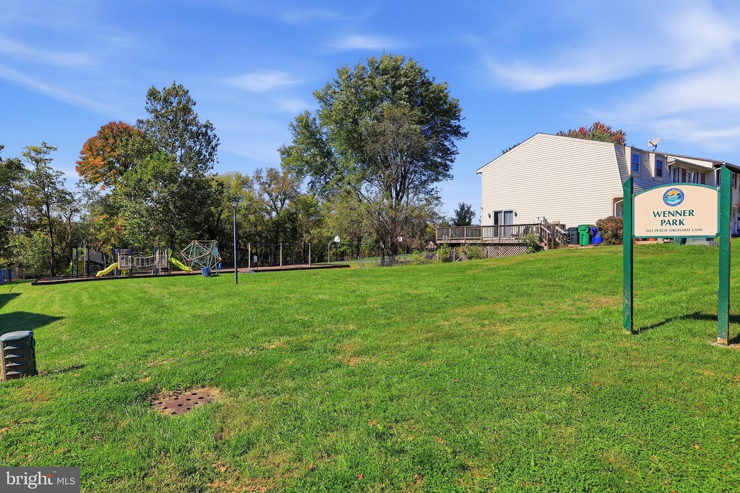 1012 Peach Orchard Ln Property Photo 40