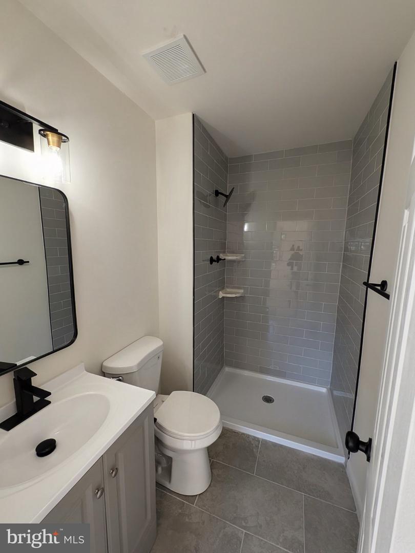 8813 Whimsey Ct Property Photo 10