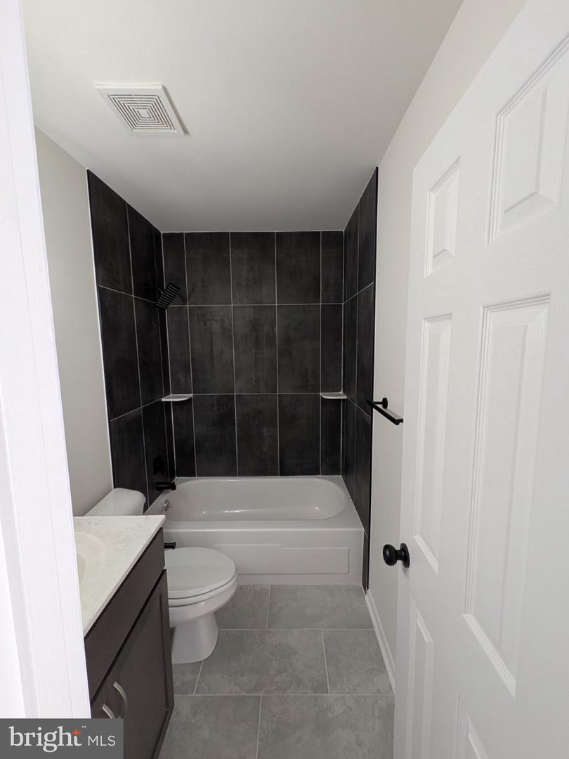 8813 Whimsey Ct Property Photo 12
