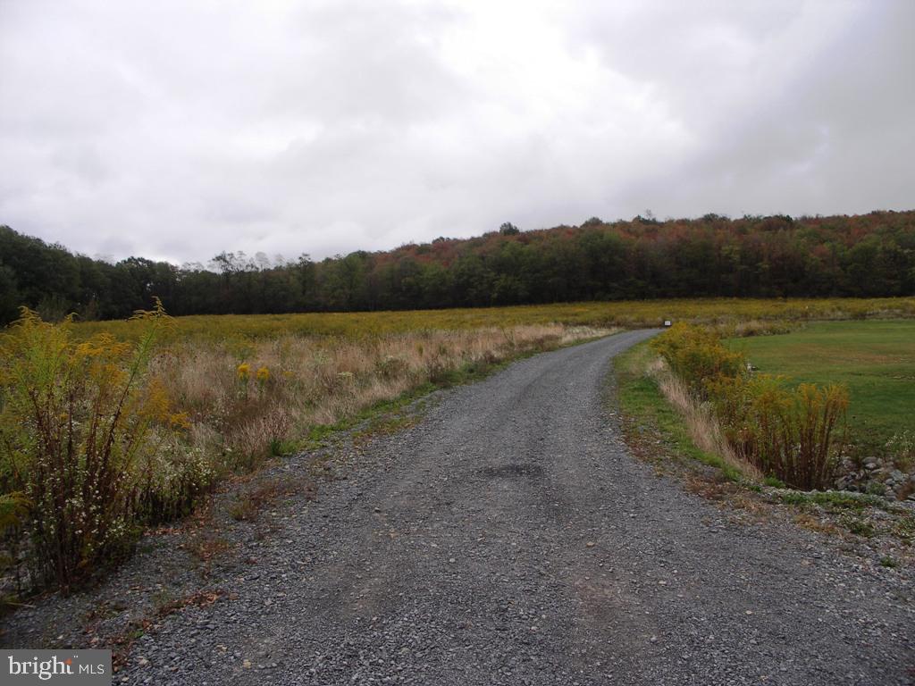 Garrett Trl Property Photo 3