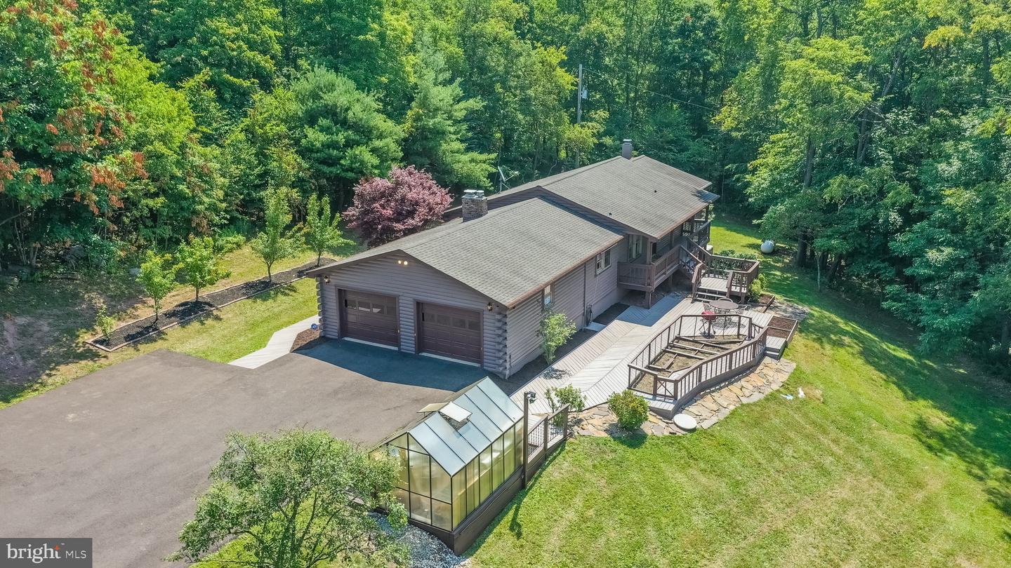 3902 Fairview Rd Property Photo