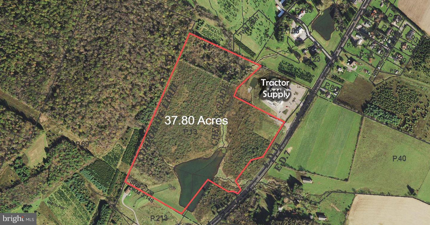 13209 Garrett Highway Property Photo 1