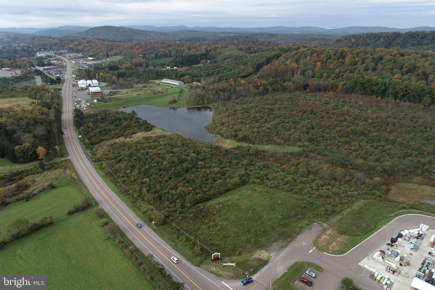 13209 Garrett Highway Property Photo 6