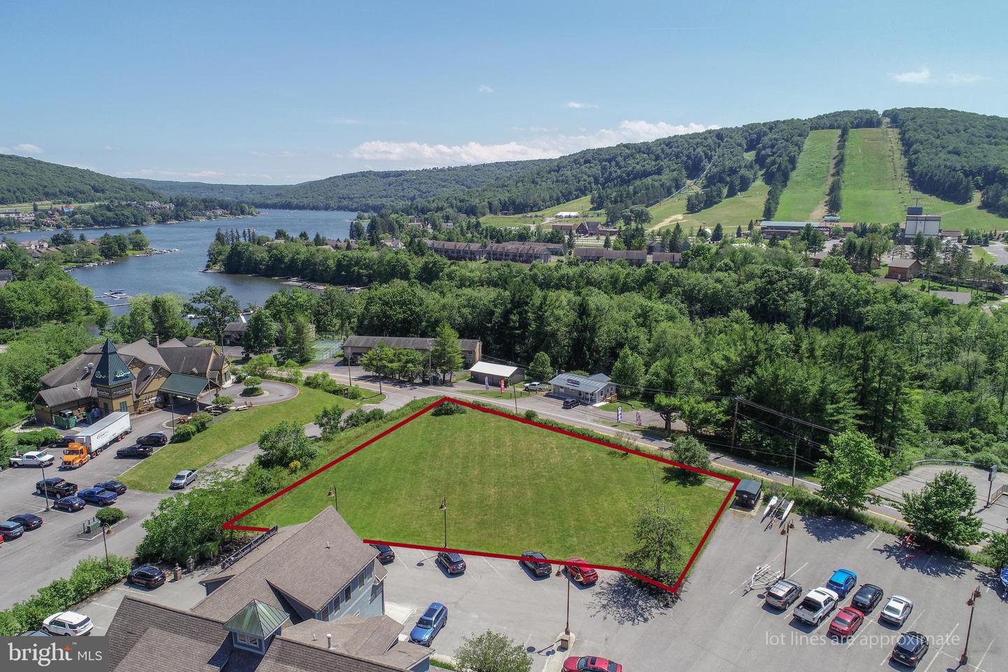 Deep Creek Dr Lot & Silver Tree Commercial Suite Property Photo 1
