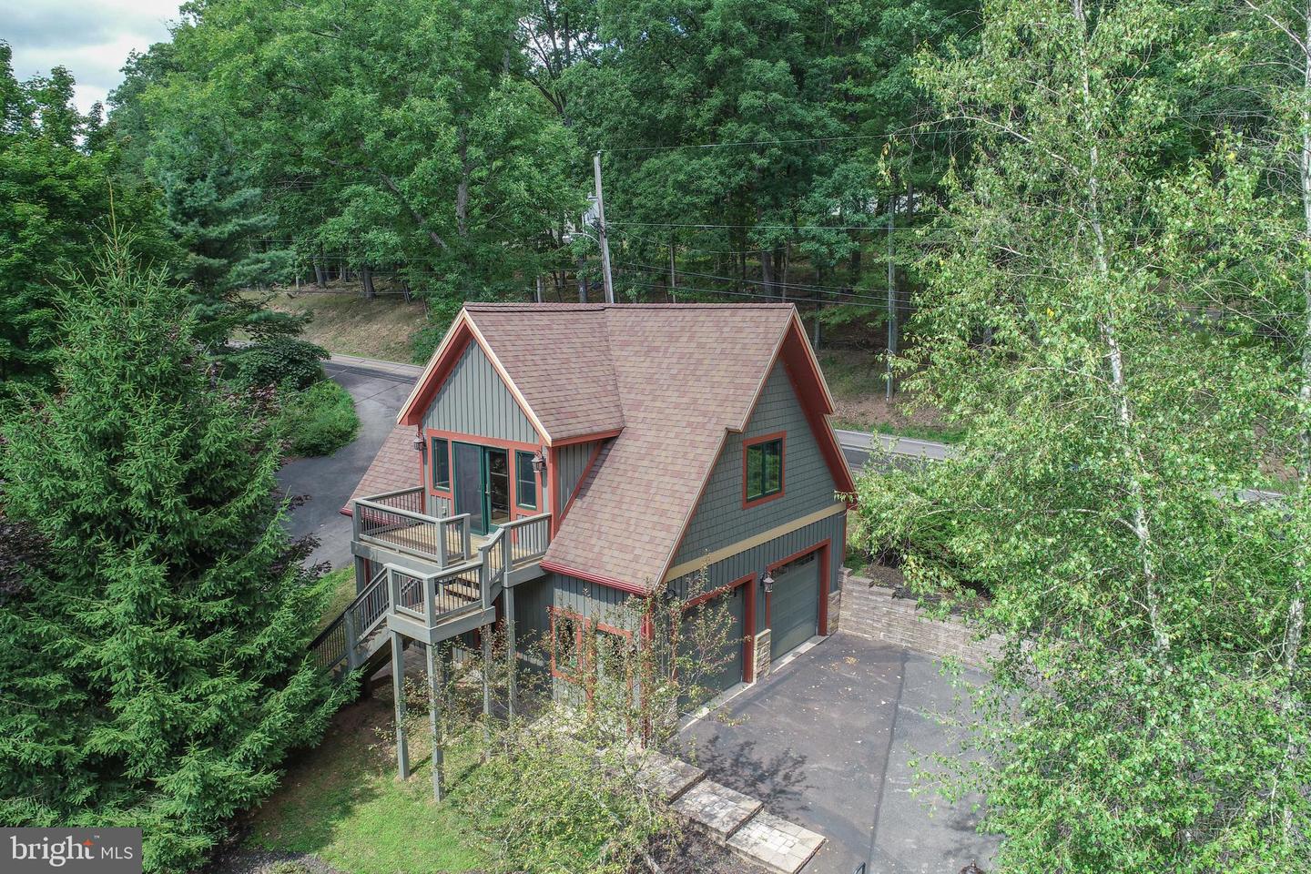 1931 Lake Shore Dr Property Photo 11