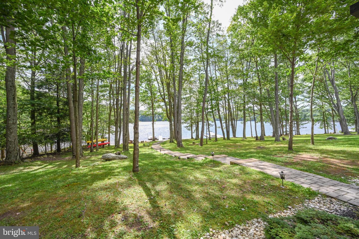 1931 Lake Shore Dr Property Photo 17