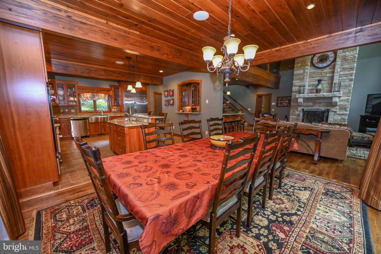 1931 Lake Shore Dr Property Photo 29