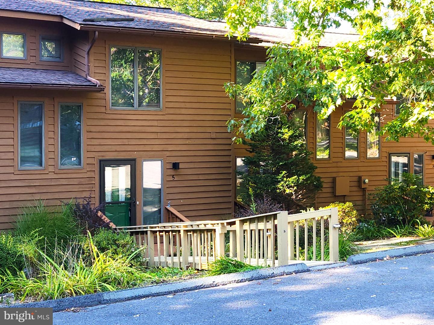 5 Laurel Brook Dr #5 Property Photo 1